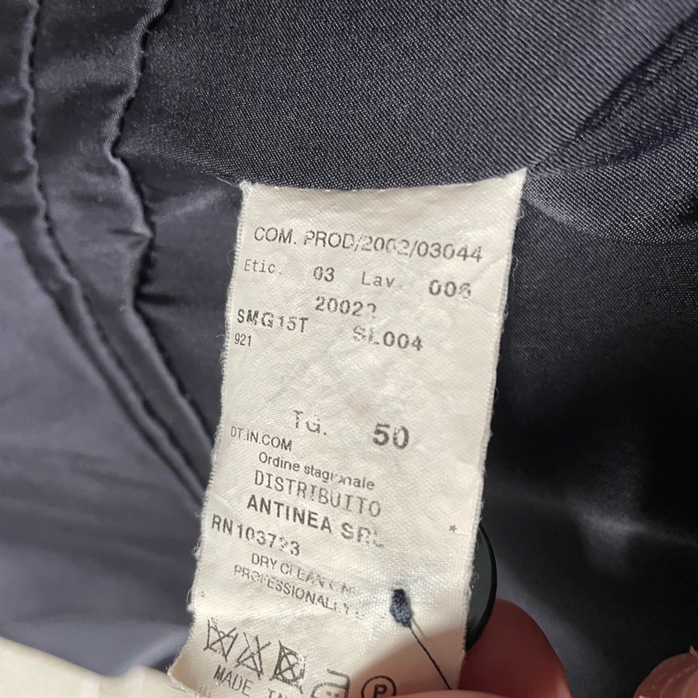 Armani Collezioni dark blue Tailored blazer with accent lapel size 14 💐 - Picture 14 of 16
